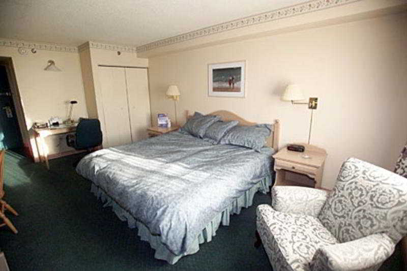 Holiday Inn Express Hotel & Suites Uptown Fredericton By Ihg Eksteriør billede